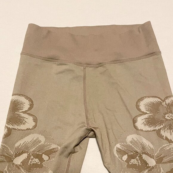 Offline by Aerie Leggings Womens Size Medium - Picture 3 of 16